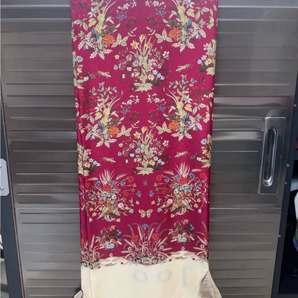 Gucci 100th Anniversary Large Floral Fringe Stole Scarf - Picture 3 of 10